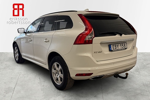 Volvo XC60 3 of 5