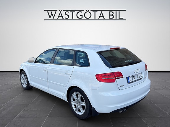 Audi A3 4 of 5