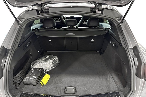 Mercedes-Benz GLC400 11 of 26