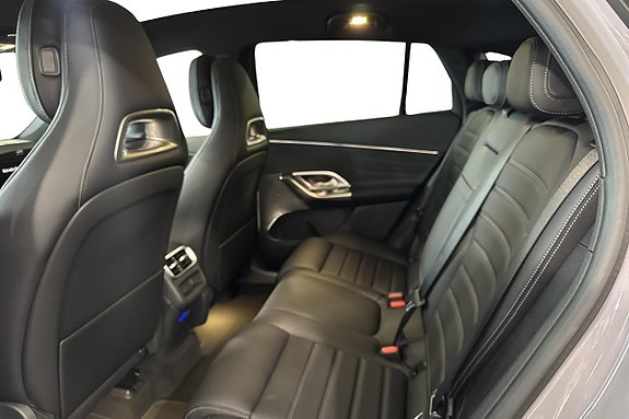 Mercedes-Benz GLC400 8 of 26