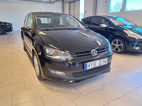 Volkswagen Polo 2 of 5