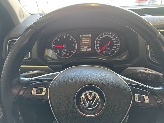 Volkswagen Amarok 11 of 18