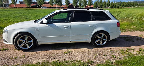 Audi A4 4 of 5