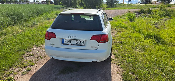 Audi A4 5 of 5