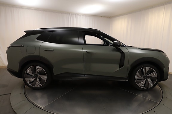 Lynk & Co 08 2 of 5