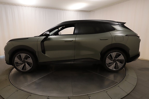 Lynk & Co 08 4 of 5