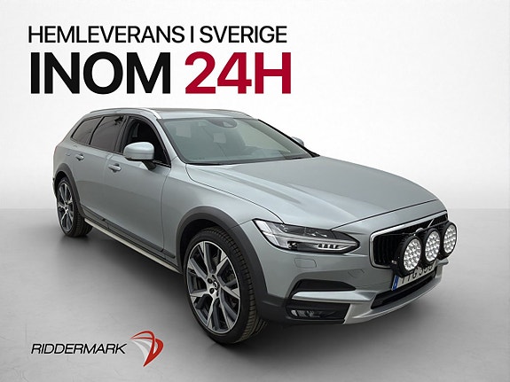 Volvo V90 Cross Country 4 of 5