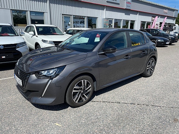 Peugeot 208 2 of 11