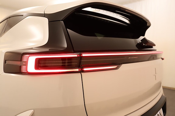 Polestar 3 6 of 29