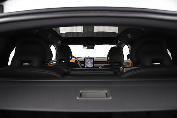 Polestar 3 8 of 29