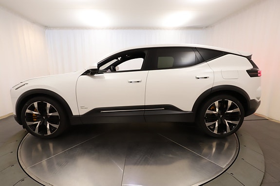 Polestar 3 2 of 29