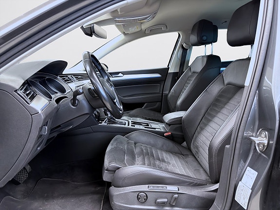 Volkswagen Passat 14 of 20