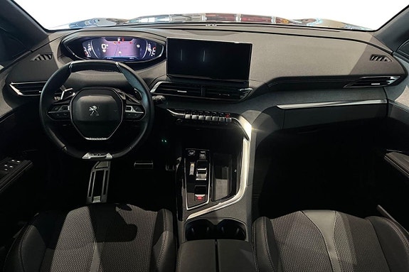 Peugeot 5008 10 of 23