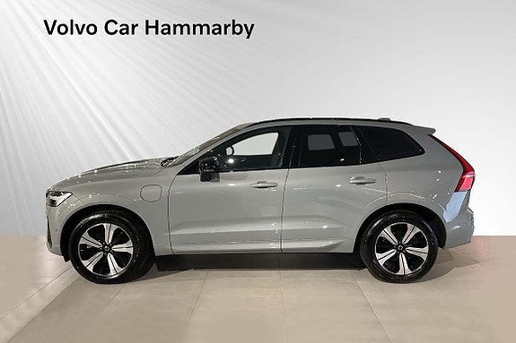 Volvo XC60 3 of 17