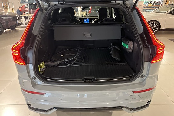 Volvo XC60 12 of 17