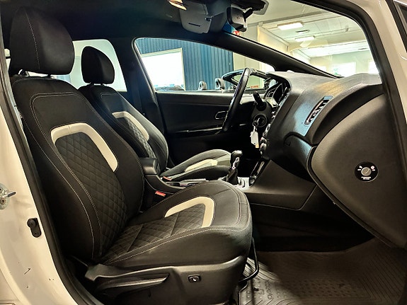 Kia Ceed 11 of 19