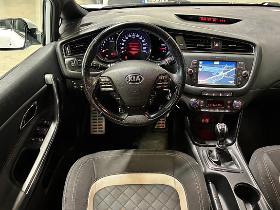Kia Ceed 14 of 19