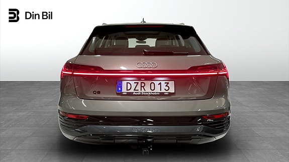 Audi Q8 e-tron 5 of 5