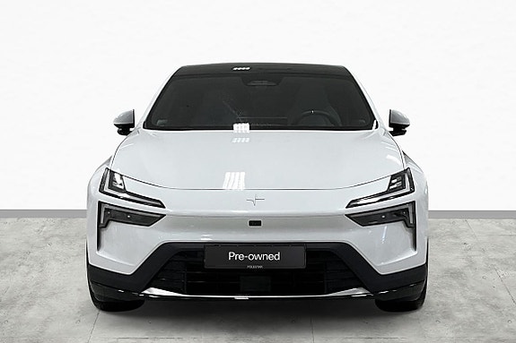 Polestar 4 3 of 18