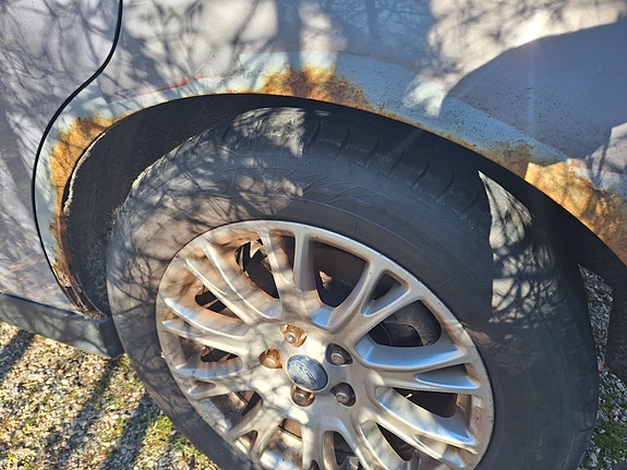Ford C-Max 4 of 5