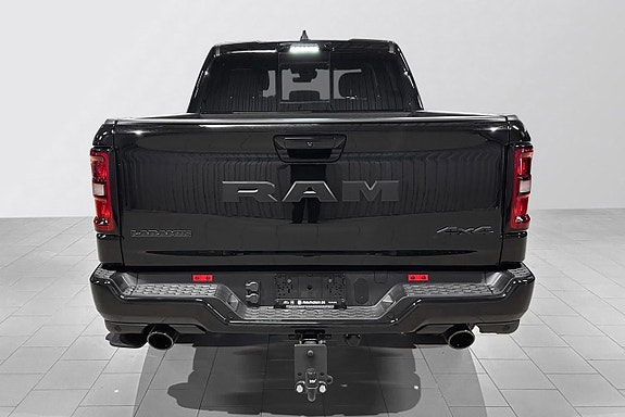 Dodge RAM 1500 4 of 5