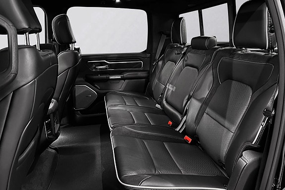 Dodge RAM 1500 13 of 28
