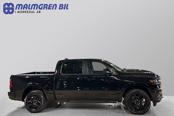 Dodge RAM 1500 2 of 5