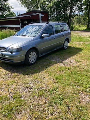 Opel Astra 3 of 5