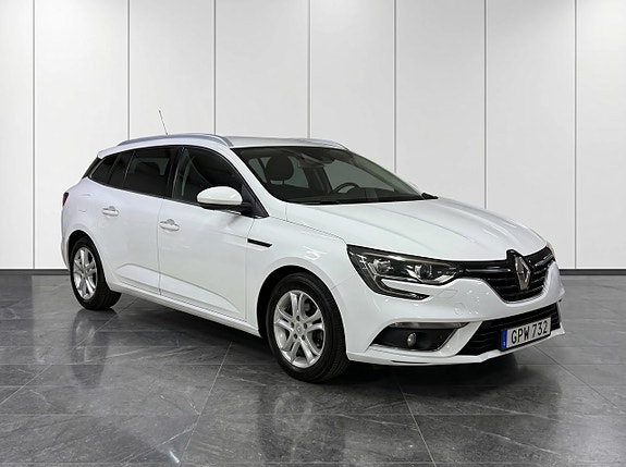 Renault Megane IV 3 of 5