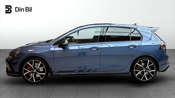 Volkswagen Golf I 2 of 5
