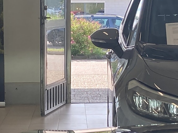 Volvo XC60 16 of 25