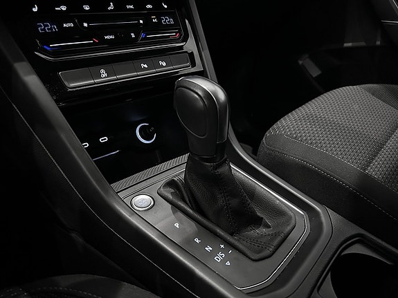 Volkswagen Touran 17 of 17