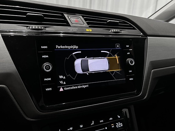 Volkswagen Touran 15 of 17