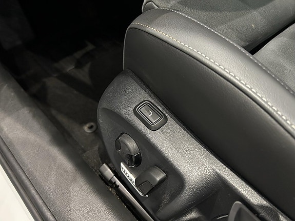 Volkswagen Passat 7 of 21