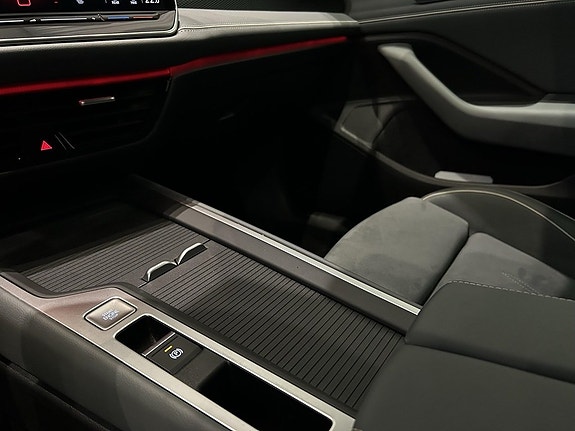 Volkswagen Passat 15 of 21