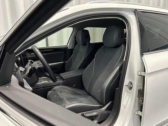 Volkswagen Passat 6 of 21
