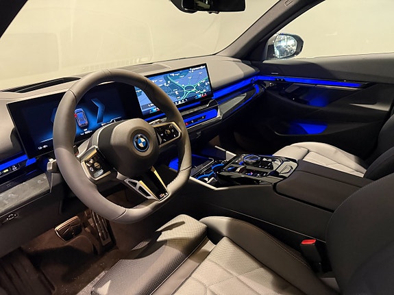 BMW i5 11 of 20