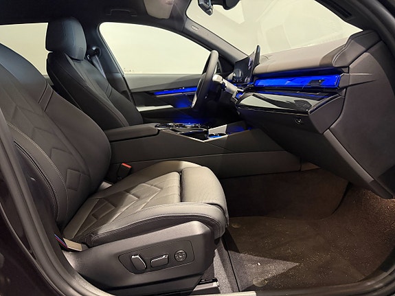 BMW i5 8 of 20