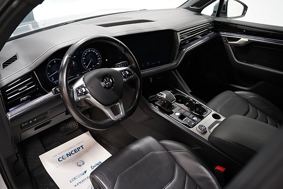 Volkswagen Touareg 6 of 26
