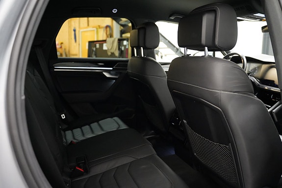 Volkswagen Touareg 23 of 26