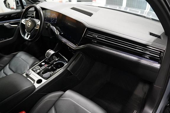 Volkswagen Touareg 11 of 26