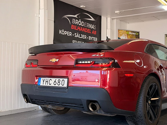 Chevrolet Camaro 9 of 18