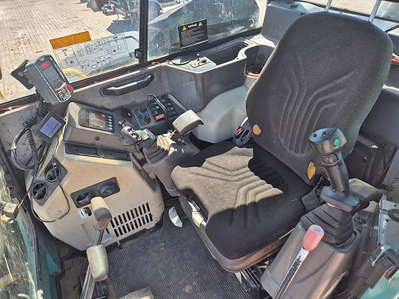 Begagnad Yanmar SV100-2 / 10tons bandgrävare / grävsystem 10 of 12