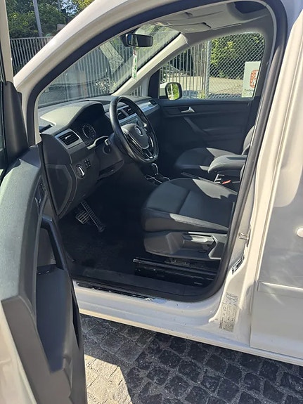 Volkswagen Caddy 7 of 9