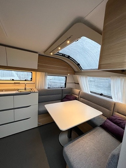 Adria Adora 613 HT 3 of 11