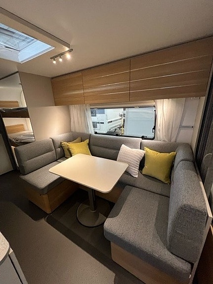 Adria Adora 573 PT 4 of 12