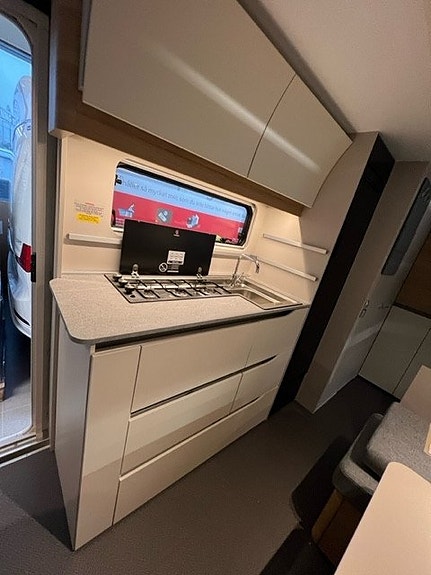 Adria Adora 573 PT 6 of 12