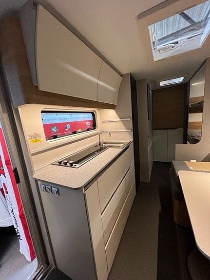 Adria Adora 573 PT 7 of 12