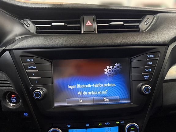 Toyota Avensis 23 of 30