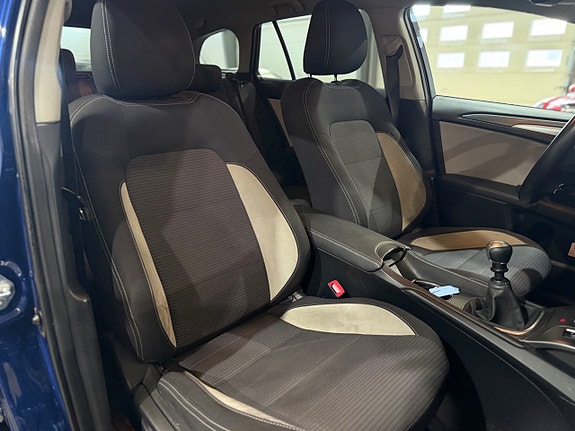 Toyota Avensis 15 of 30